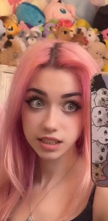 Iluvmeww leaked onlyfans nude