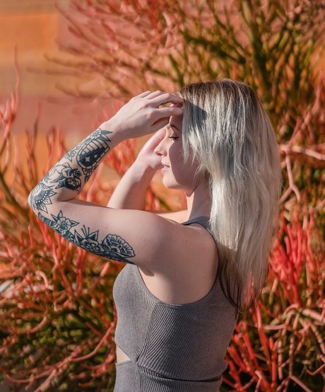 petite girls onlyfans hot sexy depiction