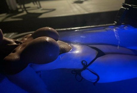 Renee Leigh nude leaks onlyfans