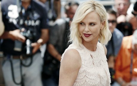 black lesbian onlyfans erotic plate