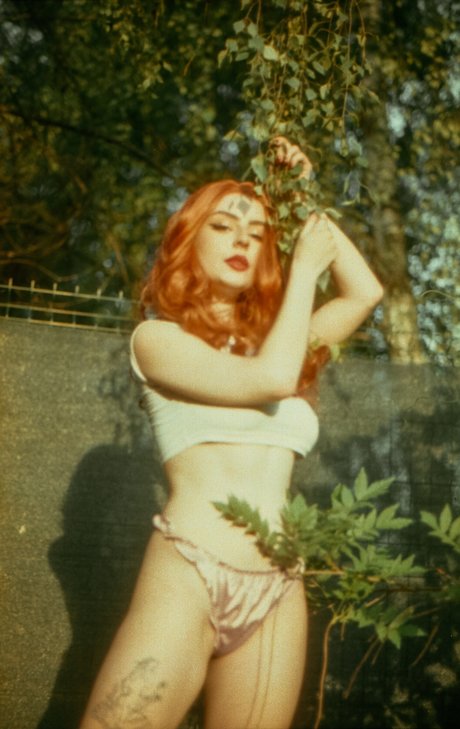 Cherrievelvet Cherrie Profile pic