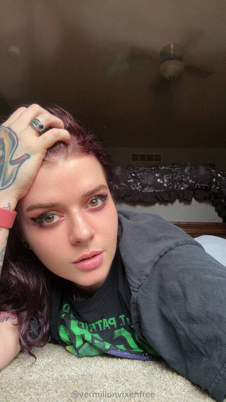 Vermilionvixenfree nude onlyfans