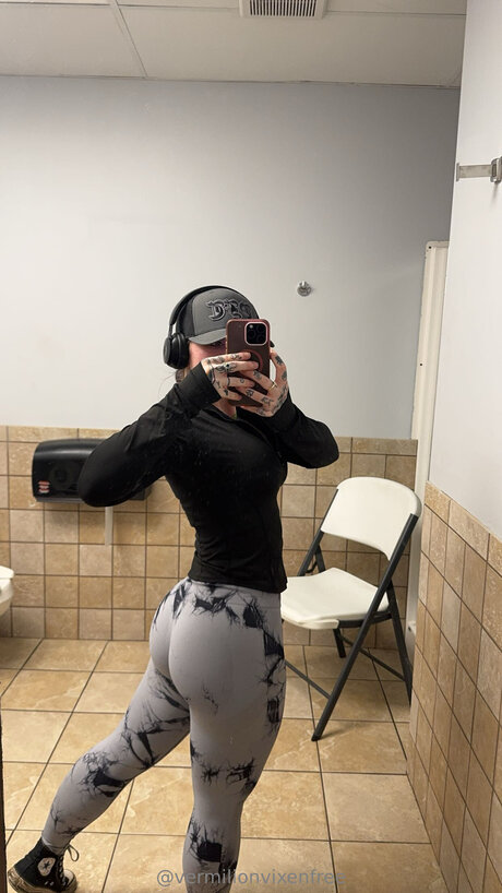 Vermilionvixenfree onlyfans leaked nudes