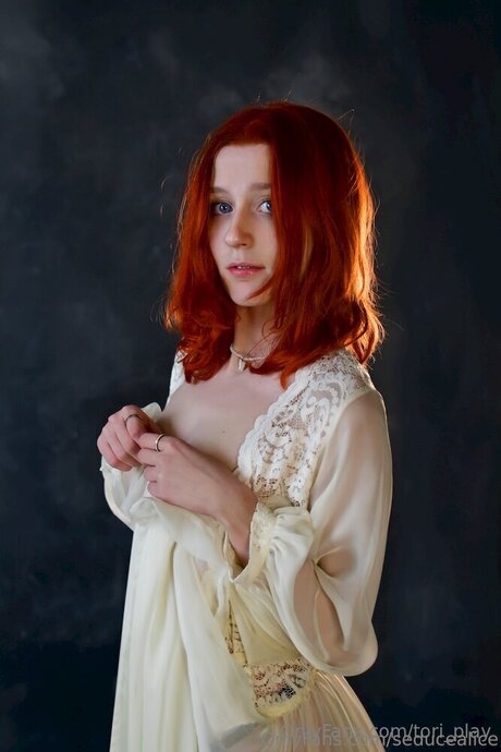 Tori Play naked only fans