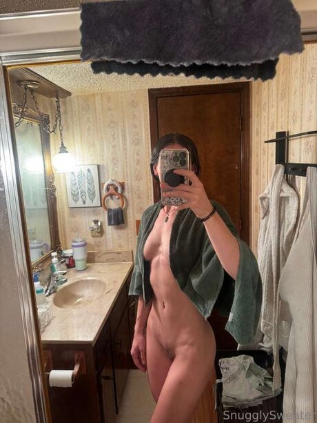 Snugglysweaterof xxx only fans