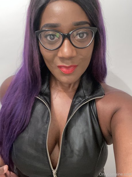 Mistress Lorraine onlyfans fotos