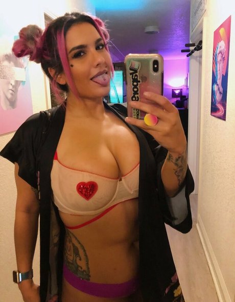 TheZombiUnicorn onlyfans leak ass