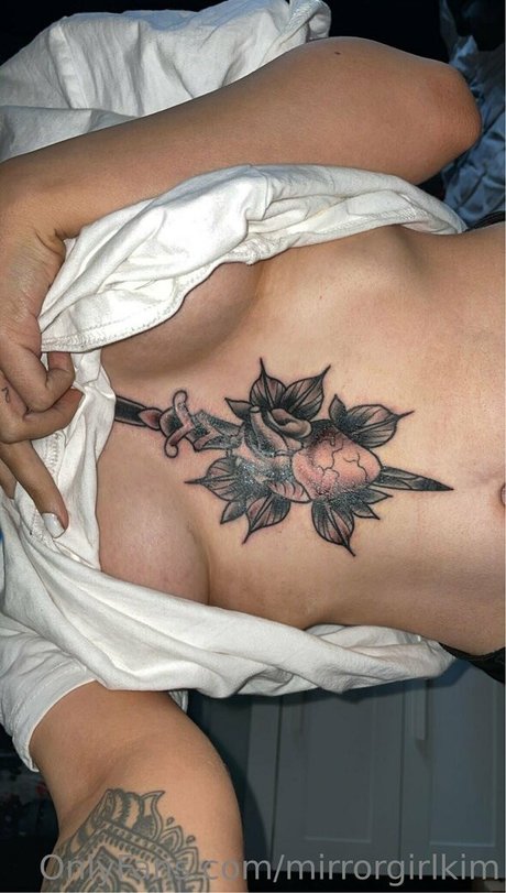 Mirrorgirlkim onlyfans porn leaks