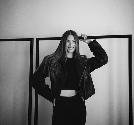 Lorena Rae onlyfans leaks