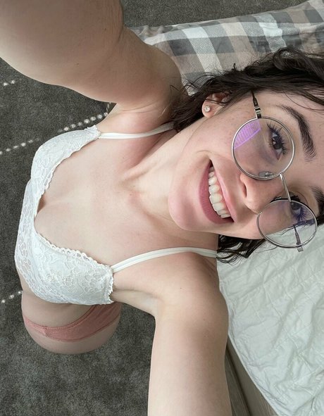 Catlyn Crespo nsfw onlyfans