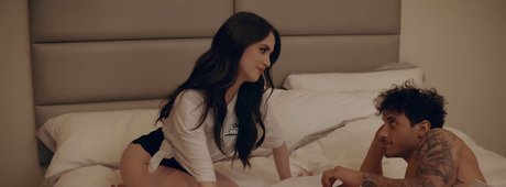 Laura Marano only fans leaked