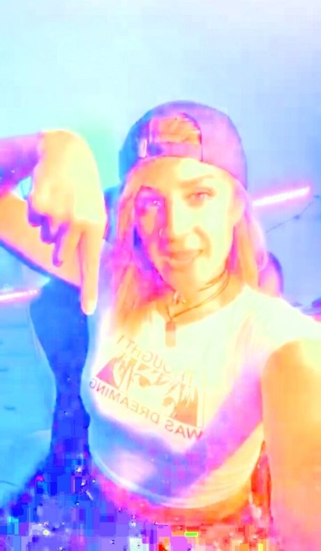 Dakota Kai nudes onlyfans leaked