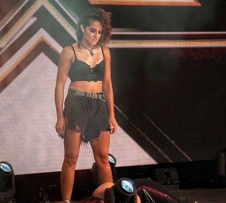 black pregnant onlyfans pornos portrait