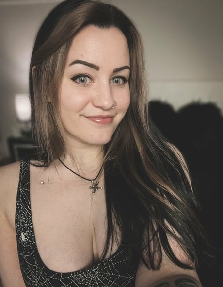 ConcealedBones onlyfans photos