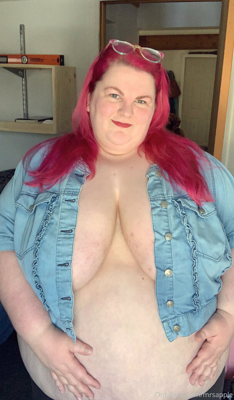 mrsapple nude onlyfans pics