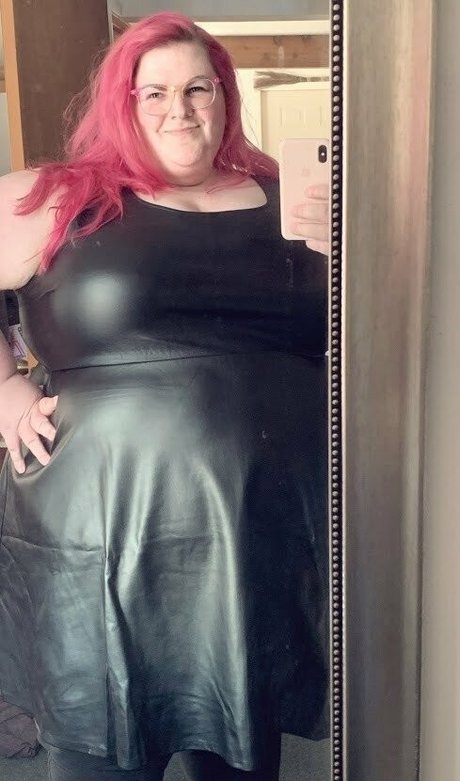 mrsapple nude leaks onlyfans