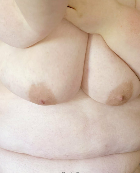 mrsapple naked on onlyfans