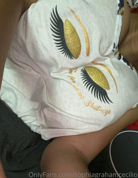 Graham Cecilio strip onlyfans