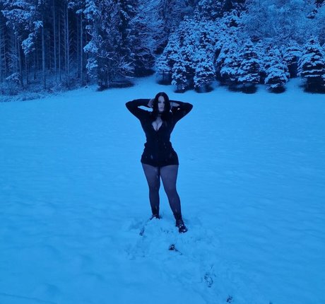 thethreeheadedsnake onlyfans porn free