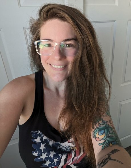 chickyredcheeks onlyfans free porn