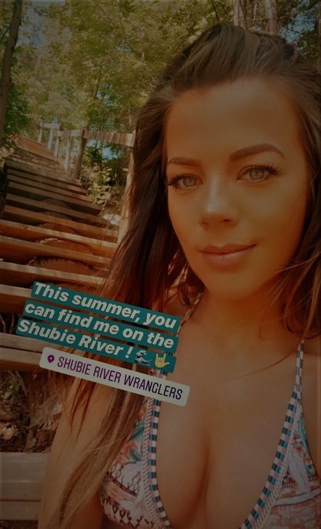 Jackie Redmond Profile pic