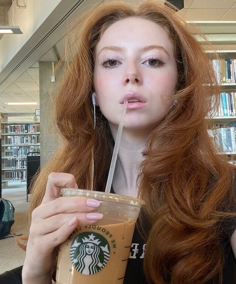 Francesca Capaldi onlyfans porno