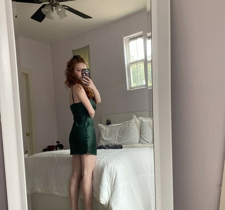 Francesca Capaldi onlyfans porno