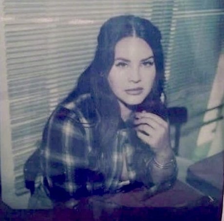 Lana Del Rey onlyfans nude