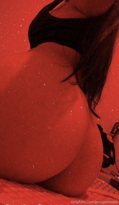 groupielover onlyfans strip tease