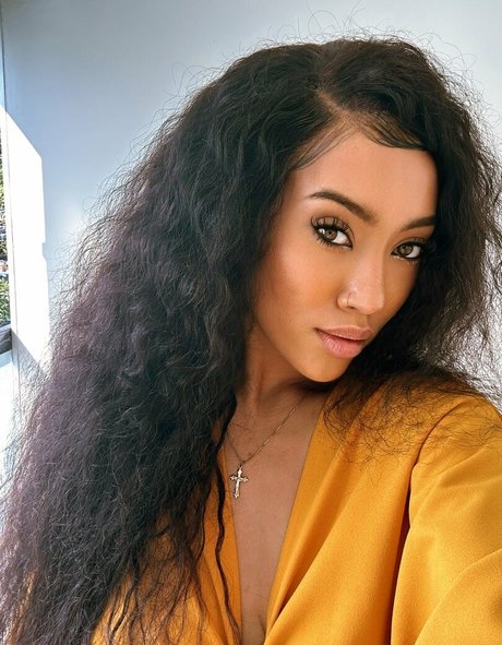 Ashleigh Ogle onlyfans nudes leak