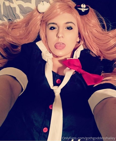 gothgoddesshailey only fans nude