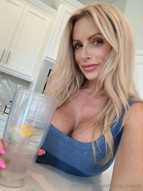 Huneybaked onlyfans gratis