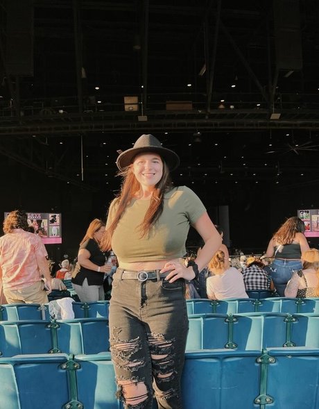 Hannah F Profile pic