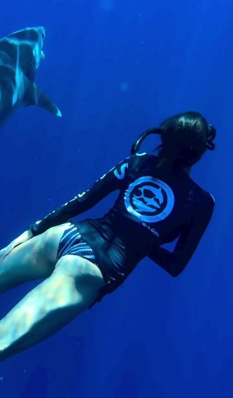 Nina Dobrev onlyfans nsfw