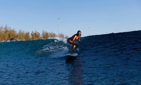 Nina Dobrev Profile pic