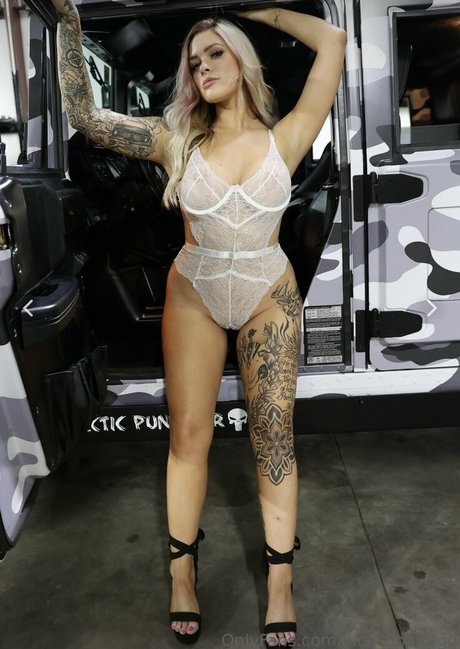 Lacey Blair onlyfans pics