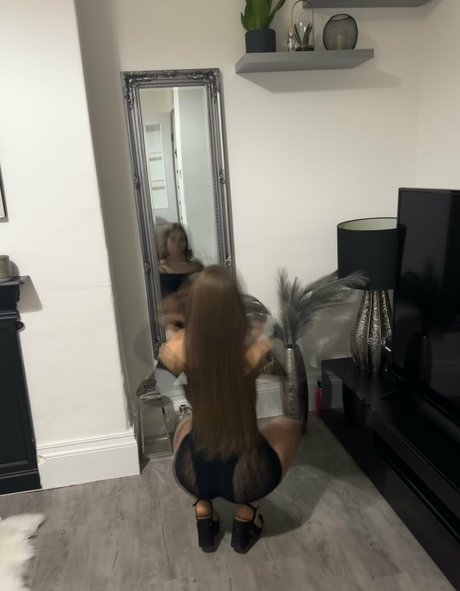 yonlibb boobs onlyfans