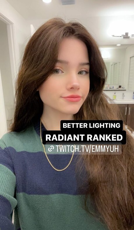 emmyuh onlyfans nude tits