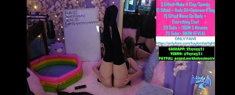 Taylor Starlight strip onlyfans