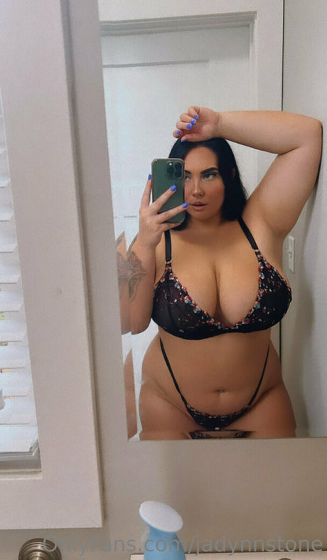 Jadynn Stone onlyfans nudes leaks