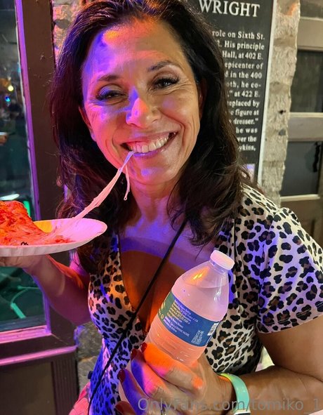 tomiko 1 onlyfans leak xxx