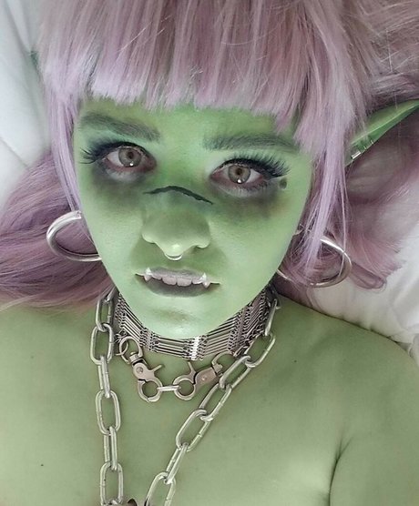 Sleeves The Goblin onlyfans nude photos