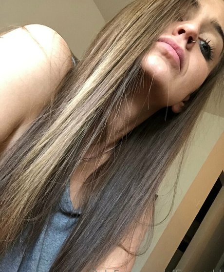 effiesworld nude onlyfans leaked