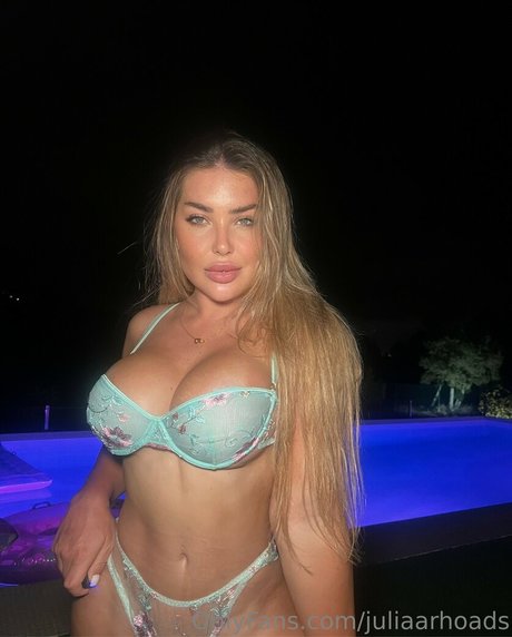 juliaarhoads onlyfans nude leaks