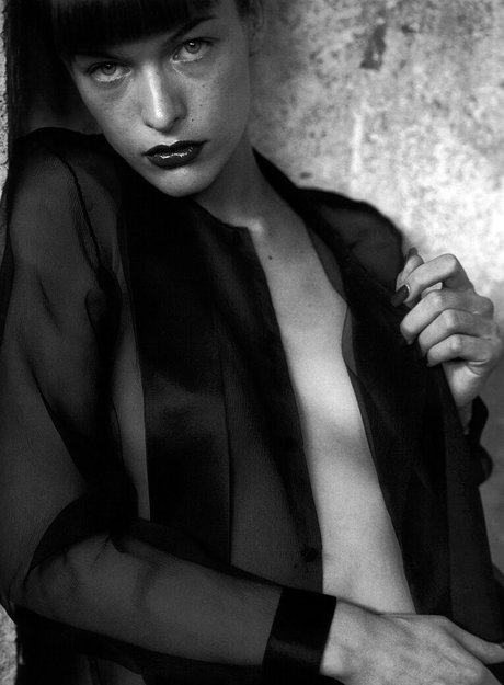 Milla Jovovich onlyfans pics