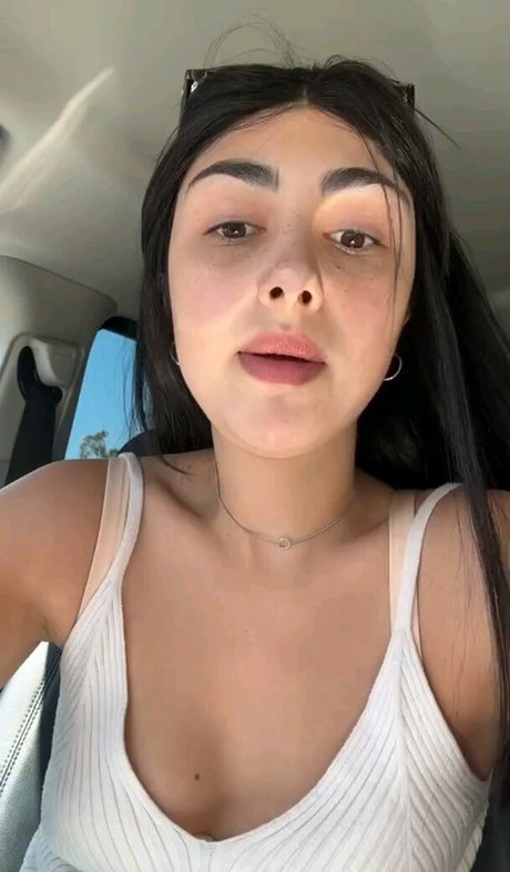 Alexa Mansour onlyfans naked