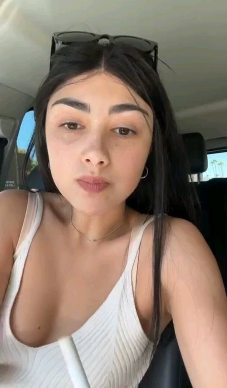Alexa Mansour onlyfans leak new