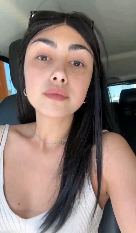 Alexa Mansour Profile pic