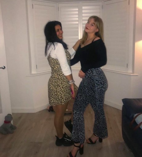 Isabella Dorta onlyfans photos