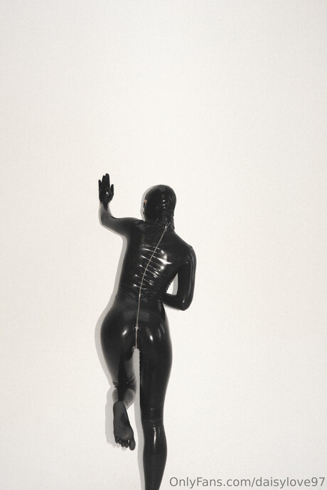 DaisyLove97 leaked onlyfans pictures